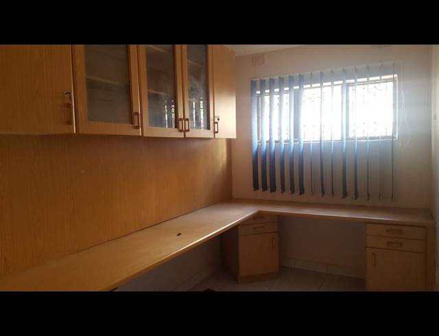 3 BEDROOM PROPERTY TO RENT IN RESERVOIR HILLS